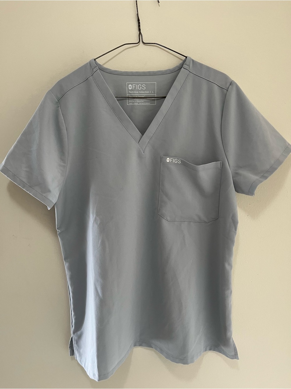 FIGS Technical Collection Men’s Scrub Top Large L V-Neck Gray One Pocket